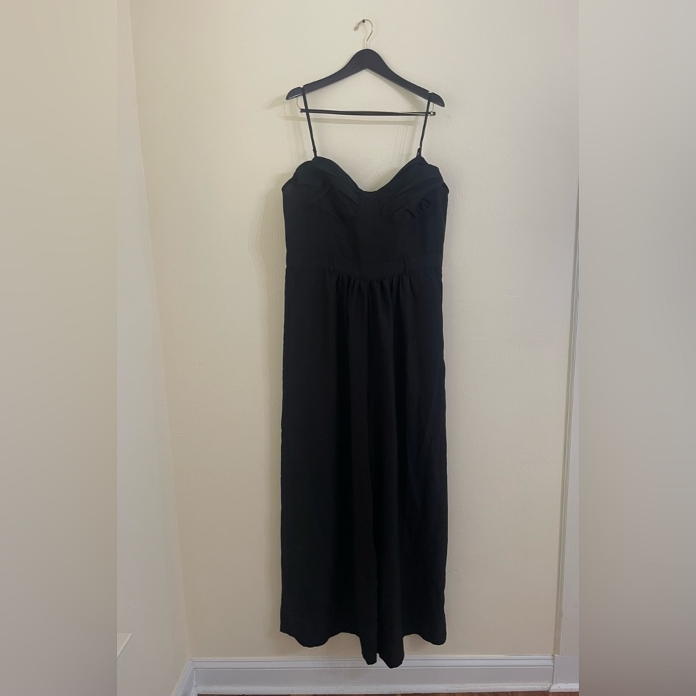 *NEVER WORN/BRAND NEW* PrettyLittleThing Black Jumpsuit